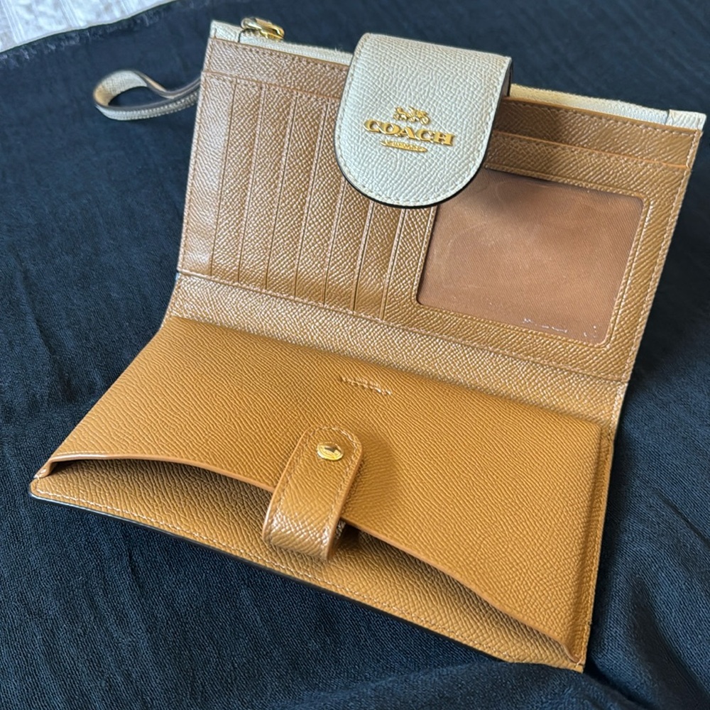 Coach Gold Metallic Wristlet Wallet - Picture 2 of 3